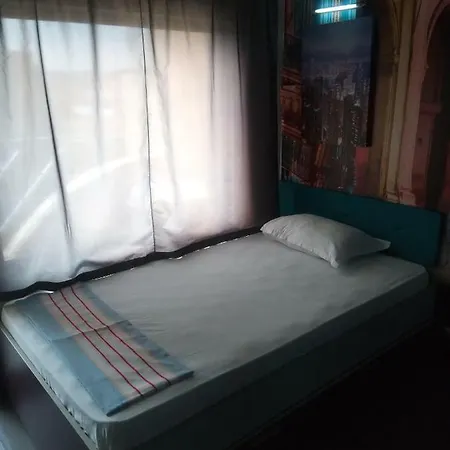 самостоятелни студия Guest house