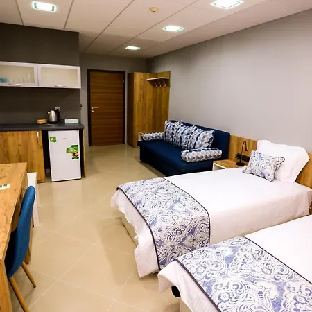 Otel студия и за гости -жк пентагон