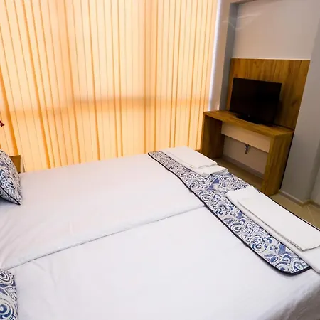 Otel студия и за гости -жк пентагон *